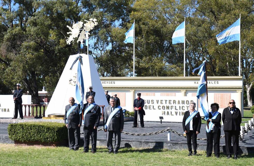 Puerto Belgrano: acto por el Día del Veterano y los Caídos en Malvinas