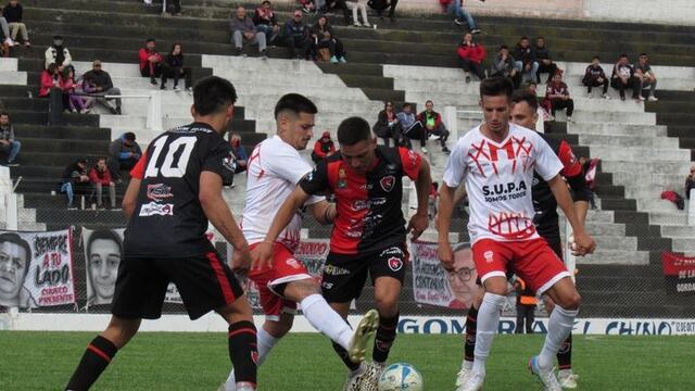 Sporting derrotó a Huracán por 3 a 1.