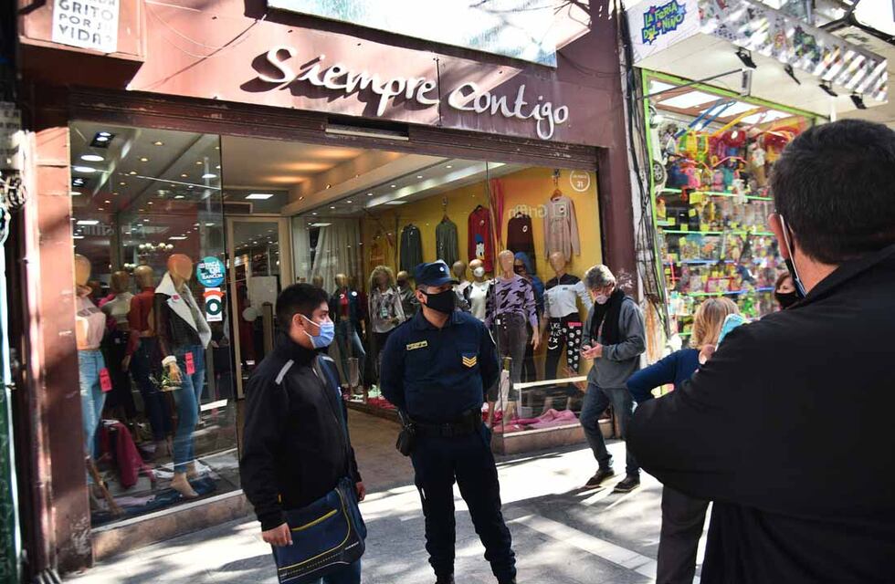 Restricciones en Córdoba: proponen eximición de impuestos y descuentos en Epec para comerciantes