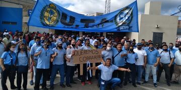 La UTA Jujuy reclama de pago de salarios adeudados a los trabajadores.