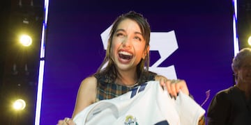 María Becerra volvió a su barrio y mostró que su pasión por Gimnasia sigue intacta: “Fiel al Lobo”