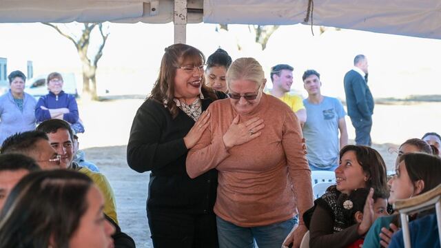Entrega de viviendas Arroyito