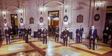 Melella asistió a la ceremonia en homenaje a los fallecidos por el Covid-19