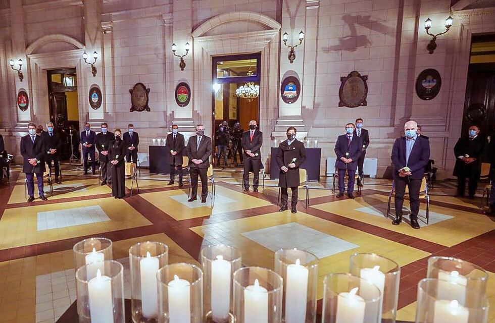 El Gobierno pagó 500 mil pesos a los artistas que participaron en el acto en homenaje a los fallecidos por coronavirus