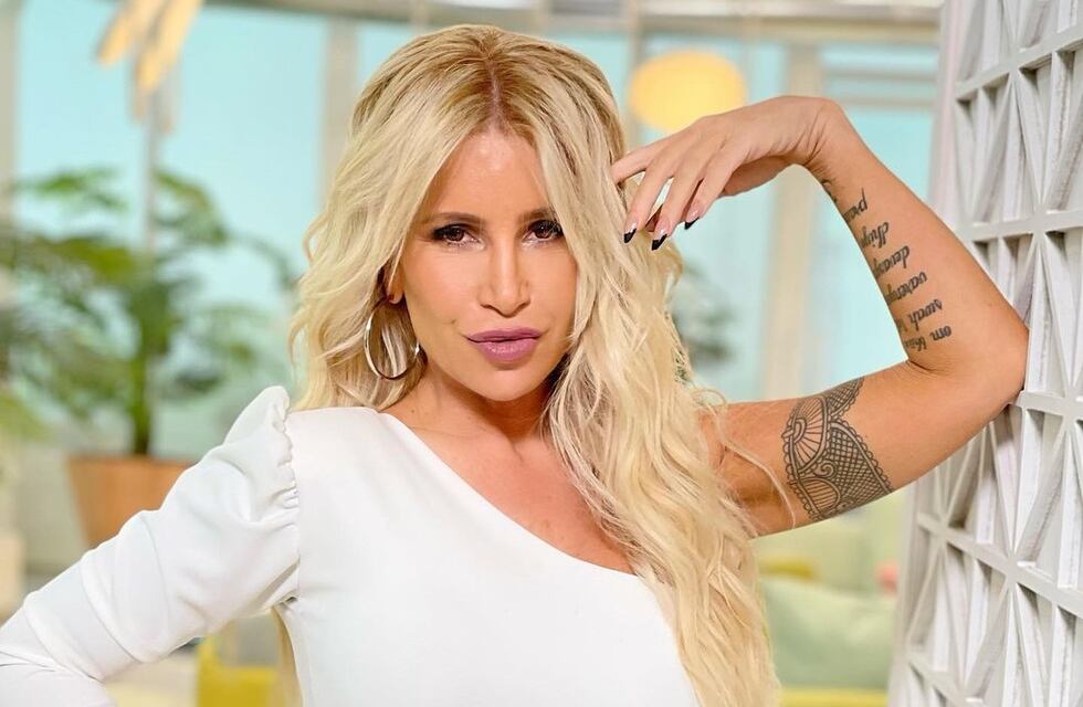 Florencia Peña recibió al otoño bailando “La Conga” y con un conjunto deportivo estampado: “Bancan todo”