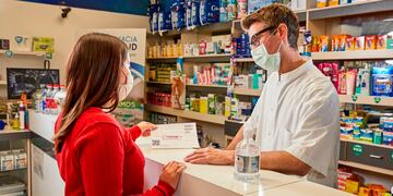 Los mendocinos sin cobertura médica podrán gozar de un descuento del 30% en la compra de medicamentos nacionales bajo receta.