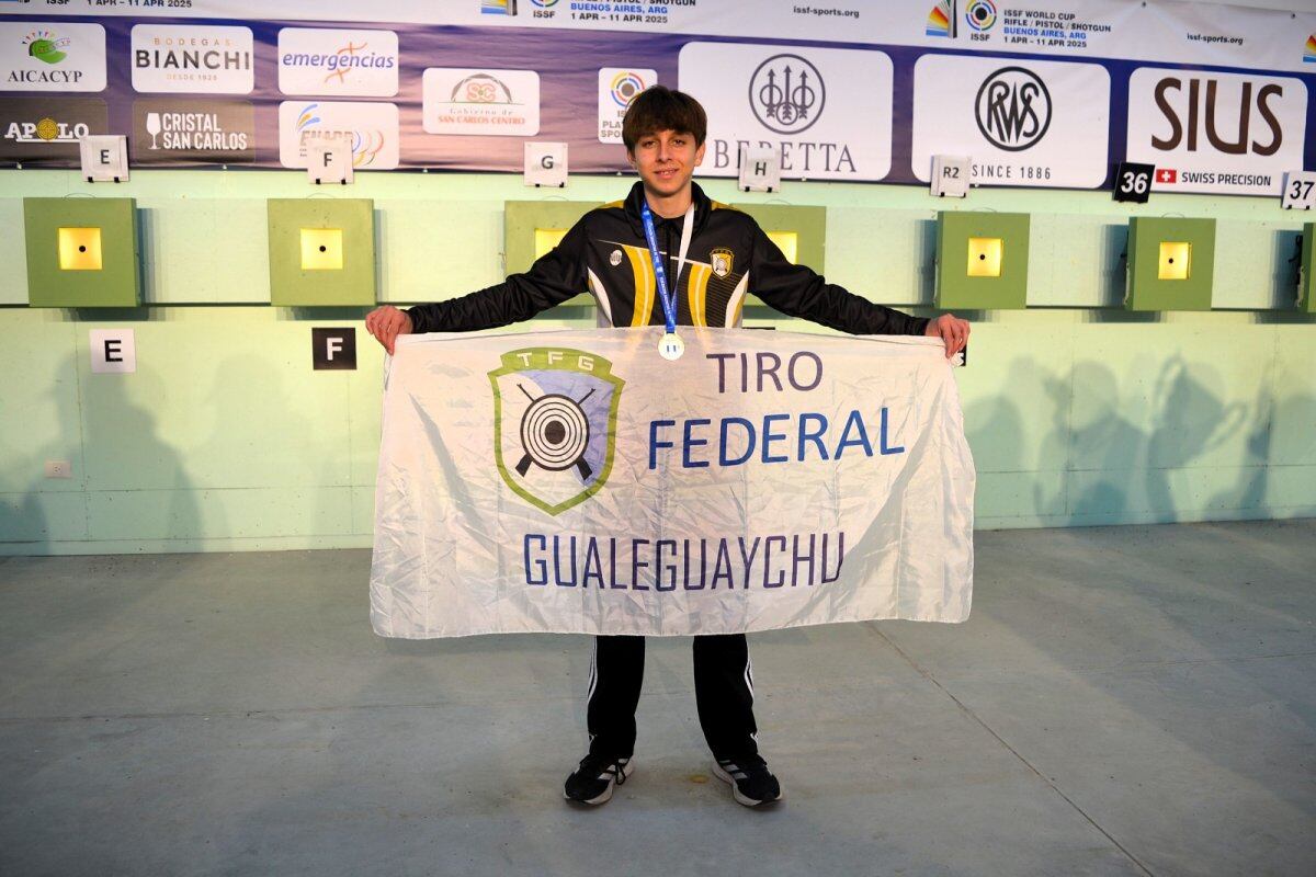 Juan Martín Ríos Veronesi - Campeón nacional juvenil de Tiro Deportivo.