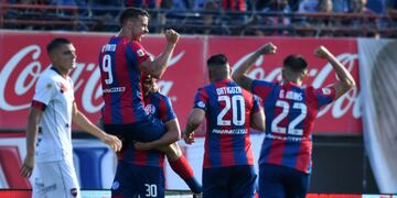 Victoria de San Lorenzo, de local, frente a Newell's. (Fotobaires)