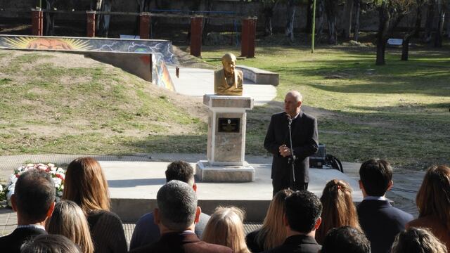 Homenaje a Domingo Faustino Sarmiento en Punta Alta