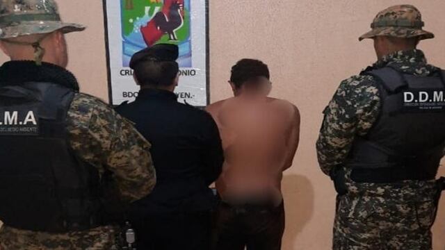 Violencia en San Antonio: agredió a su sobrino y amenazó de muerte a su familia.