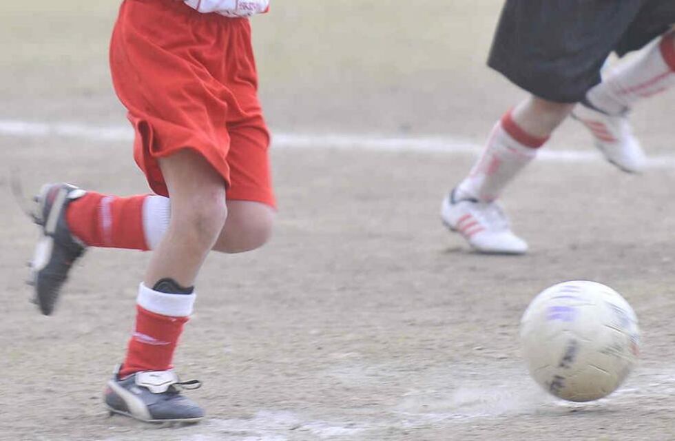 “Forjando el potrero”, la propuesta que motiva el fútbol infantil