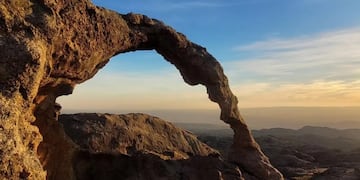 Cómo es el Arco del Cielo, una joya de Córdoba.