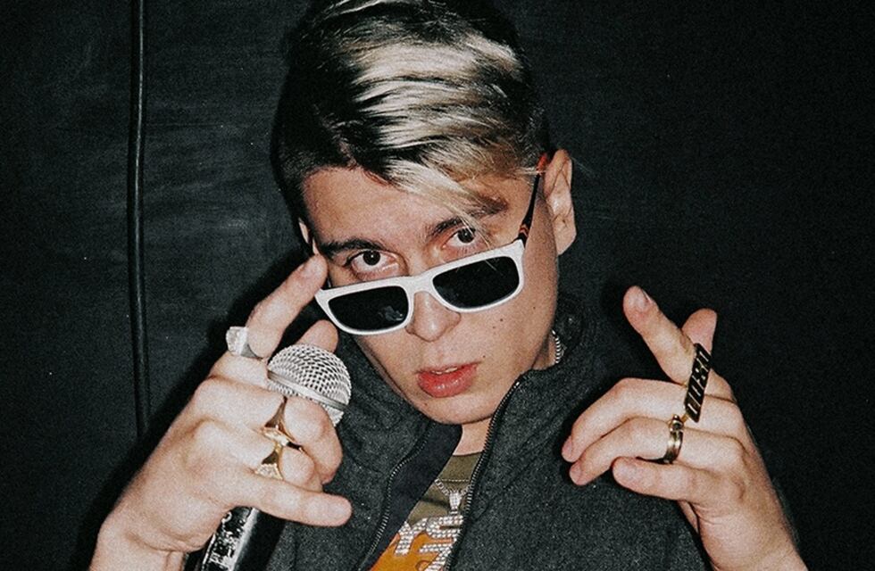 Ysy A presentó su nuevo tema “Surfeando el tsunami”