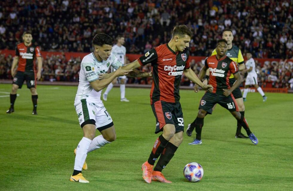 Newell’s mantiene la base para recibir a Arsenal y se vienen dos cambios