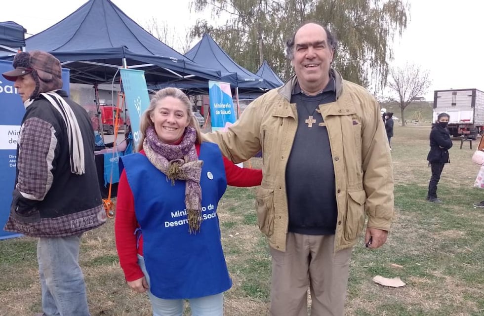 Entrega de DNI, vacunación y capacitaciones en barrios vulnerables de Rosario