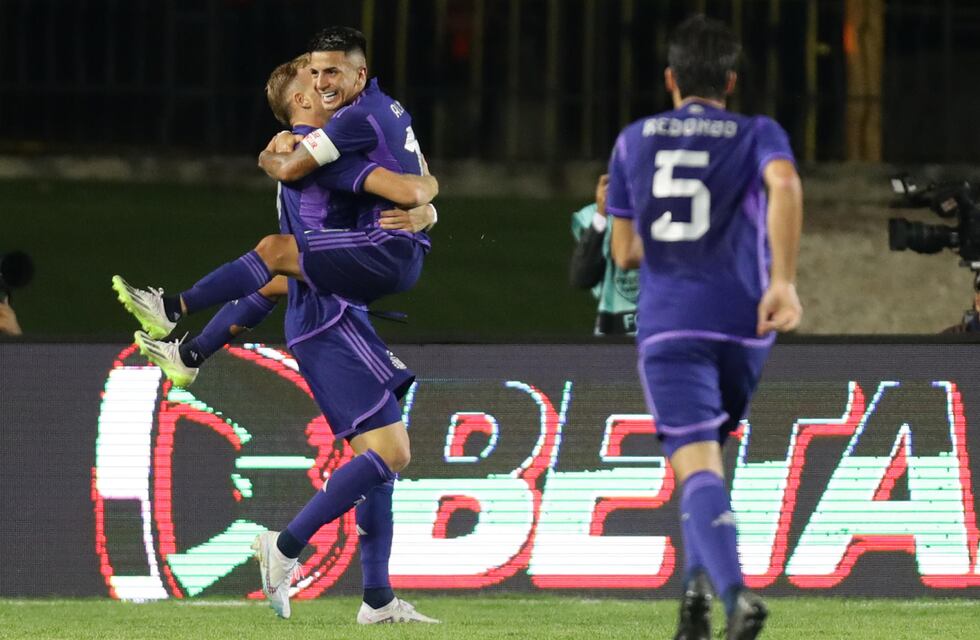 Preolímpico: Argentina tenía la obligación de ganar y superó a Perú por 2 a 0