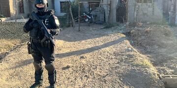 Villa Nueva. El domicilio allanado está ubicado sobre calle Vélez Sársfield. (Gentileza FPA)