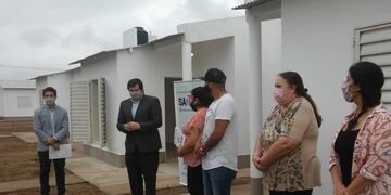 Entregaron viviendas en Suncho Corral