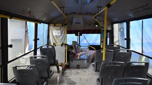 Aunque la UTA Jujuy adhirió al paro nacional de la CGT, una buena cantidad de choferes se presentaron a trabajar, pero algunos sufrieron ataques en los recorridos.