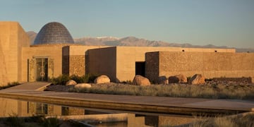 Piedra infinita, la bodega de Zuccardi en Valle de Uco.
