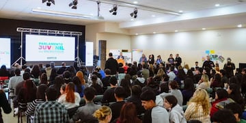 Parlamento Juvenil del Mercosur 2025 en Ushuaia.