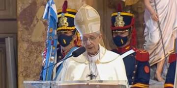 El arzobispo de Buenos Aires encabeza el Tedeum en la Catedral porteña.