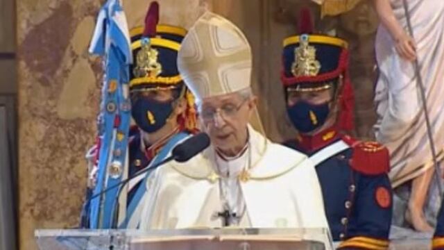 El arzobispo de Buenos Aires encabeza el Tedeum en la Catedral porteña.