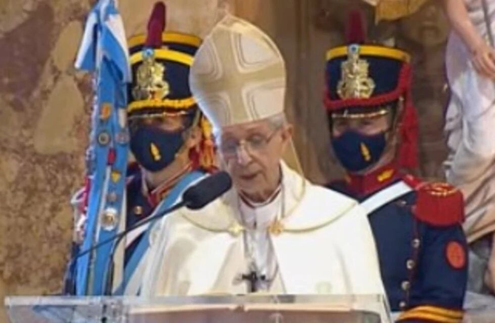 En el Tedeum, la Iglesia advirtió frente al Presidente que “cuando el pan falta en tantas familias” hay que pensar en el prójimo