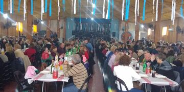 Tradicional almuerzo 25 de mayo en Garibaldi