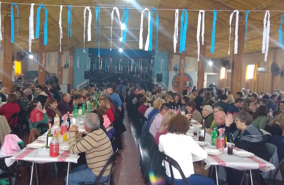 Alcides Calvo estuvo en los festejos patrios en Garibaldi y Villa San José