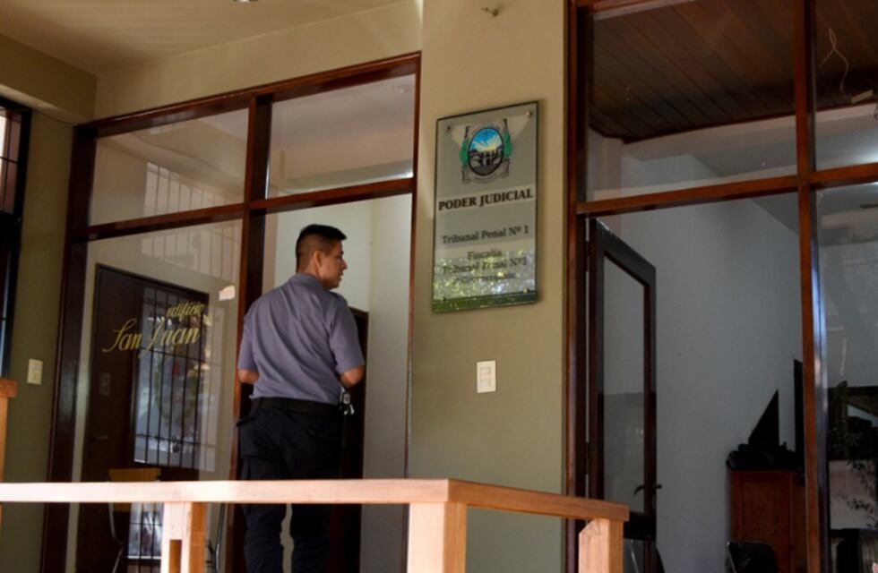 Comienza el juicio oral a los tres acusados por el delito de abuso sexual de una menor