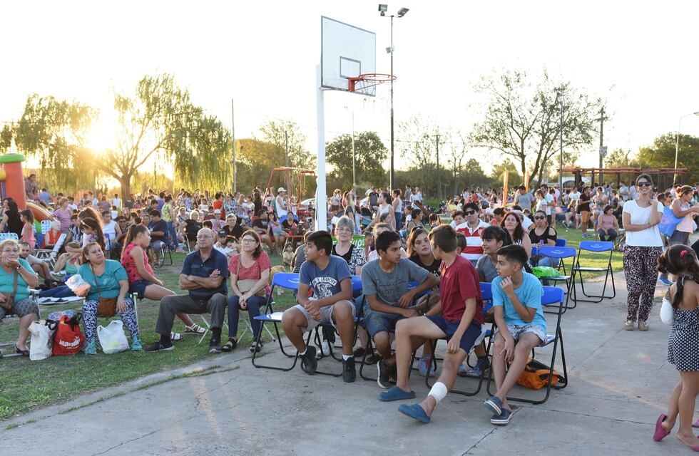 Festejo en el barrio Antártida Argentina