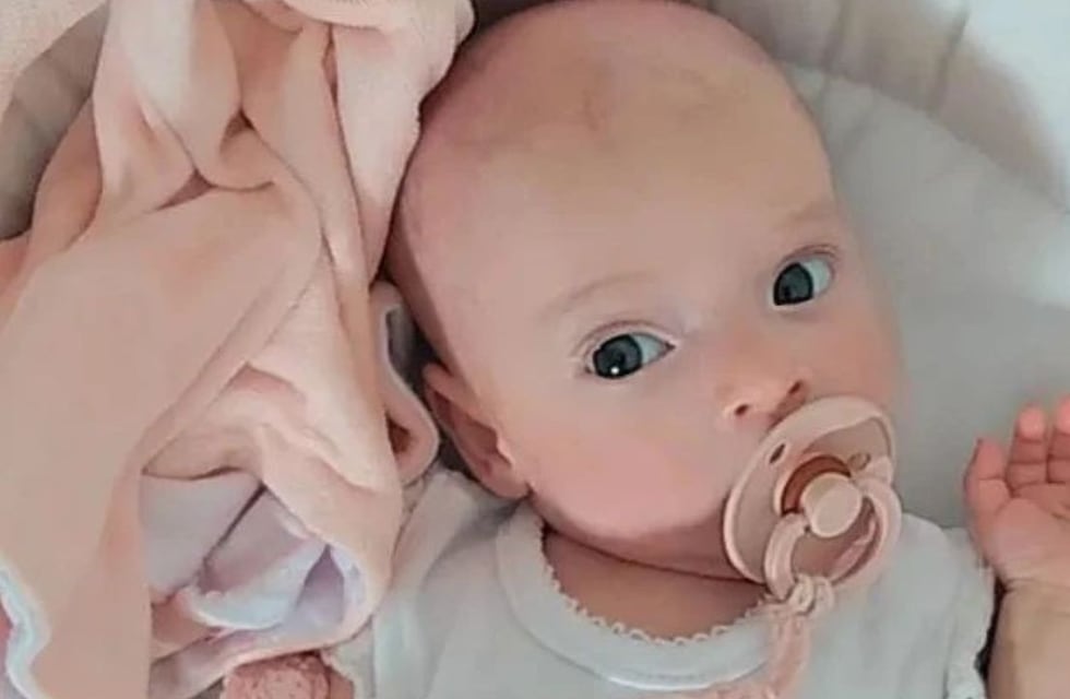 Todos por Luna: una bebé de La Plata necesita la aprobación de un medicamento para su tratamiento de cáncer