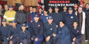 Los Bomberos Voluntarios de Puerto Libertad festejaron su día.
