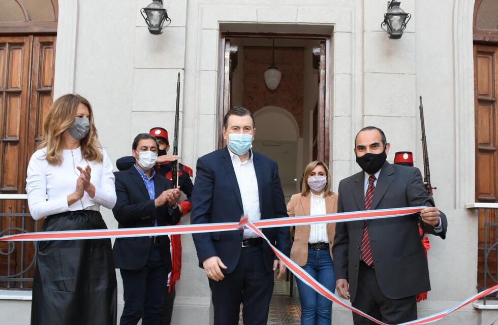 Zamora inauguró la nueva sede del Archivo Histórico de la Provincia