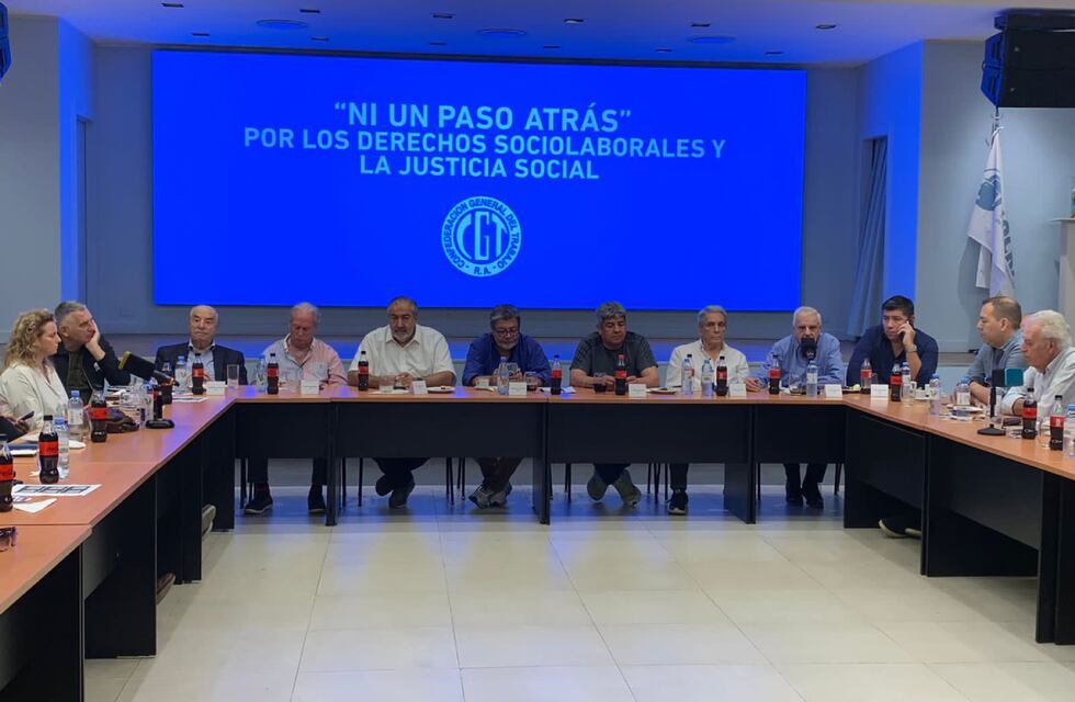 La CGT se pronunció contra el plan de ajuste de Milei y Caputo