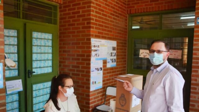 PASO 2021 en Misiones | El actual diputado nacional, Diego Sartori votó en Leandro N. Alem.