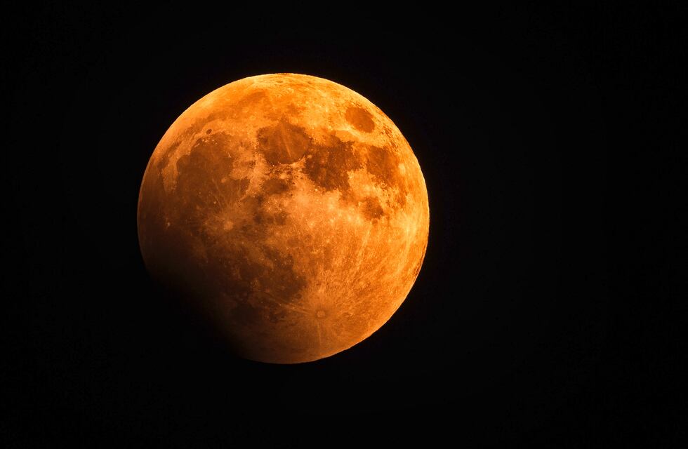 Eclipse de luna llena: cómo, cuándo y dónde verlo en Córdoba