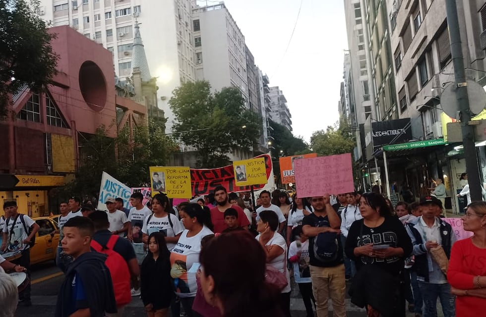 Marcharon en Córdoba para pedir la baja en la edad de imputabilidad: “Cada uno debe pagar por lo que hizo”