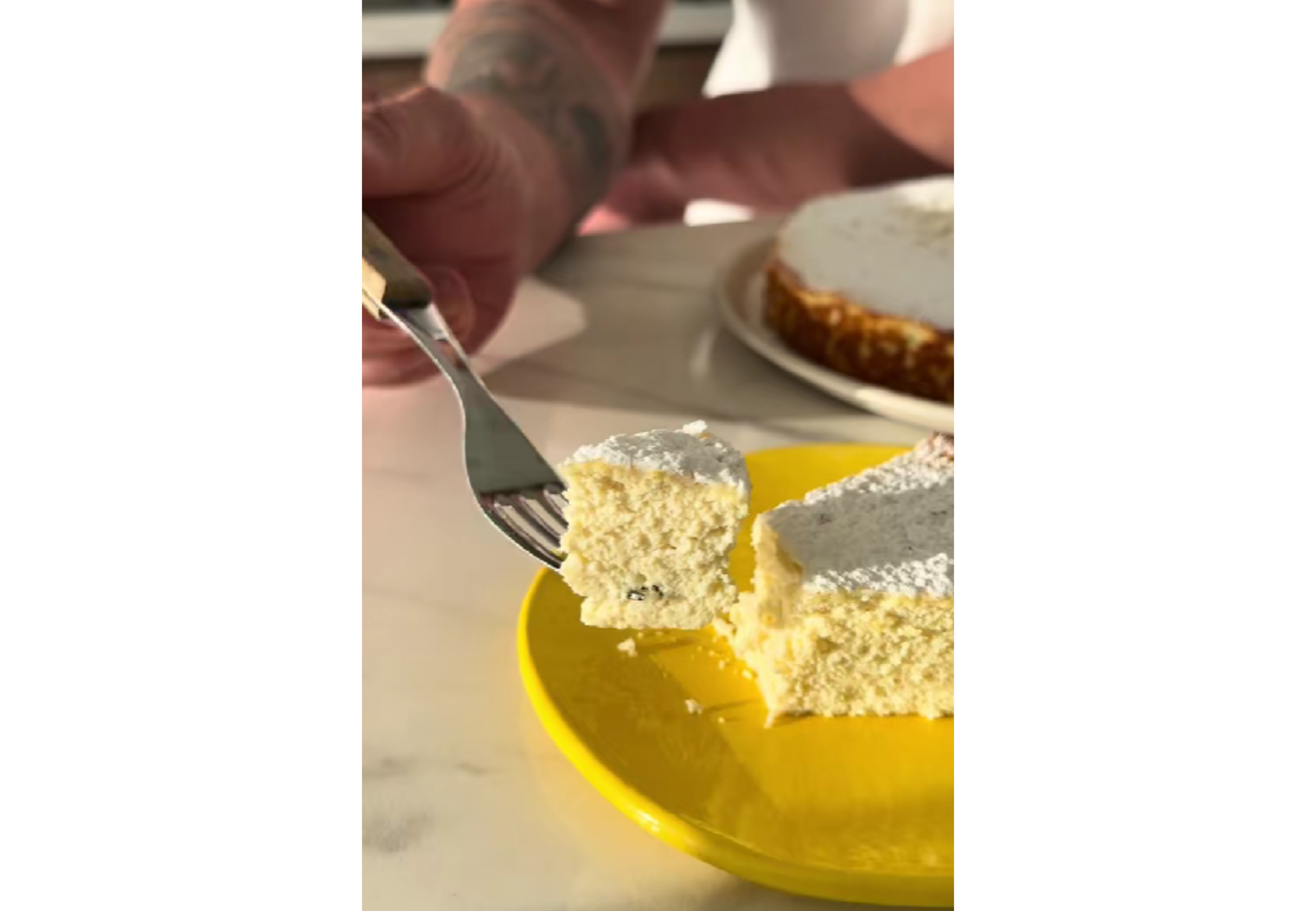 Esta torta de ricota lleva pocos ingredientes y es muy fácil de hacer.