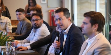 Manuel Calvo - Vicegobernador. Mesa de trabajo ansenuza