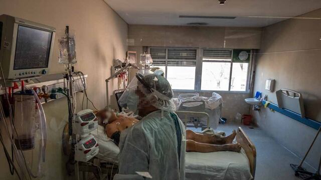 Camas críticas (Telam)
