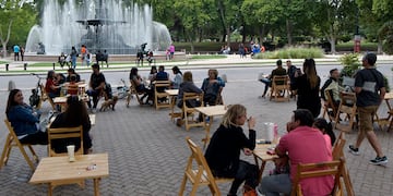 Parque General San Martín, en Mendoza, una de las ciudades más elegidas para pasar el fin de semana largo.