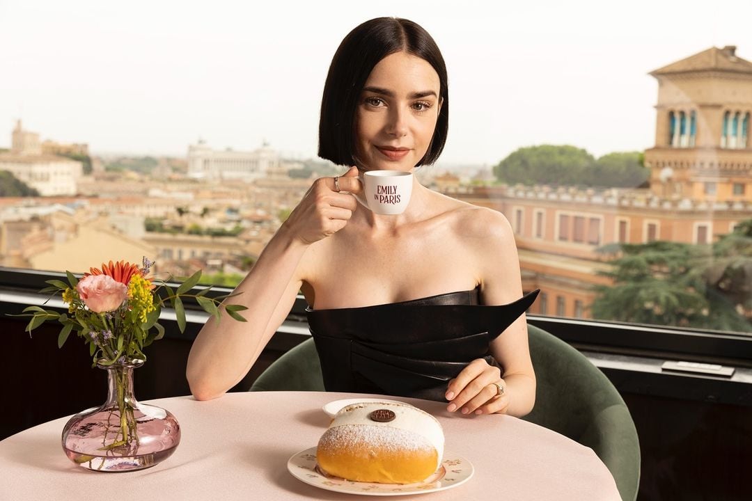 Lilly Collins regresa en la quinta temporada de Emily in Paris (Foto: Instagram de Emily in Paris)