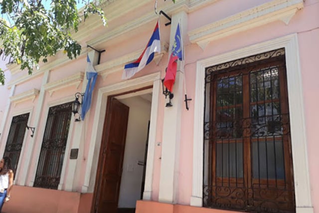 Posadas prohíbe los criaderos y la venta de perros y gatos: aprobaron una ordenanza histórica.