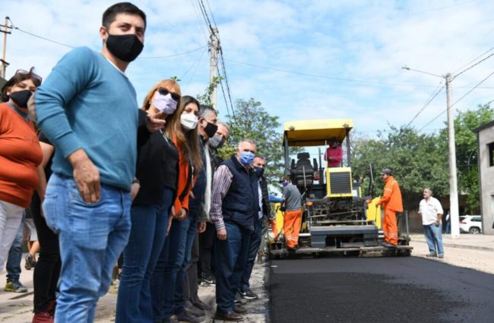 San Cayetano: Jaldo recorrió obras de pavimentación