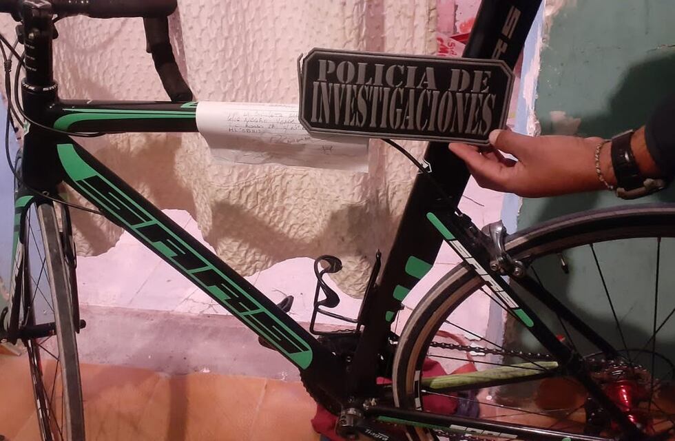 Rawson: robó una bicicleta pero su forma de caminar lo delató