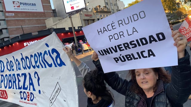 El gremio organizó una protesta este martes en Pellegrini y Corrientes.
