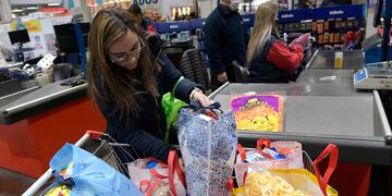 Cuánto sale hoy llenar el changuito en comparación con 2017.