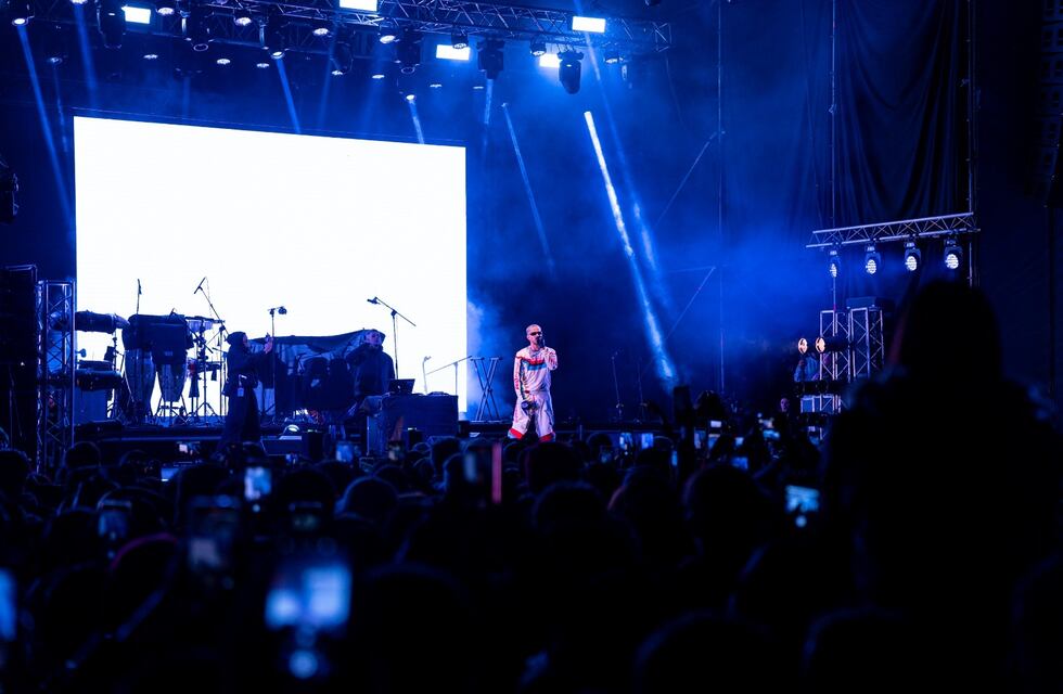 Rei hizo temblar Ushuaia con su actuación en “Tierra Grande”